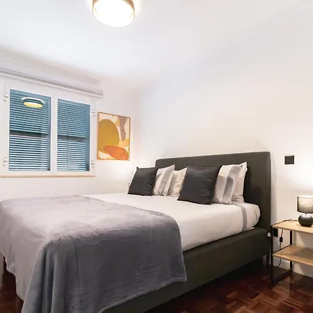 Carmo Lookout Apartment