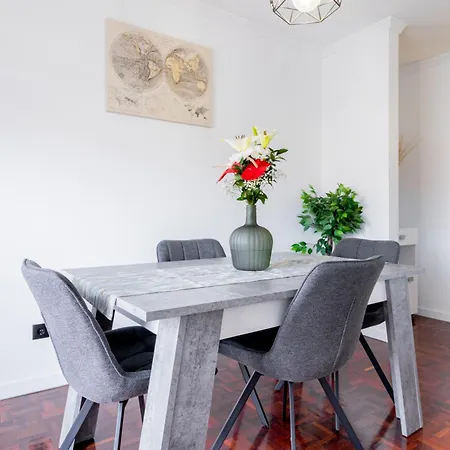 Apartment Carmo Lookout