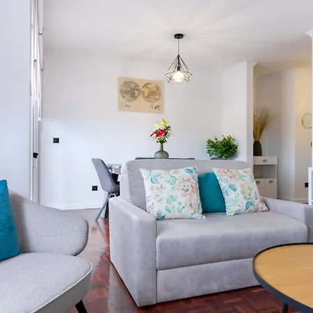 Carmo Lookout شقة