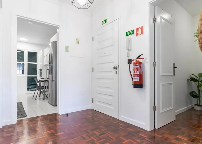 Carmo Lookout Câmara de Lobos